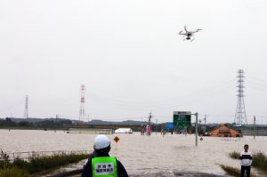 水戸北スマートIC近くの国道 123号冠水現場を撮影した