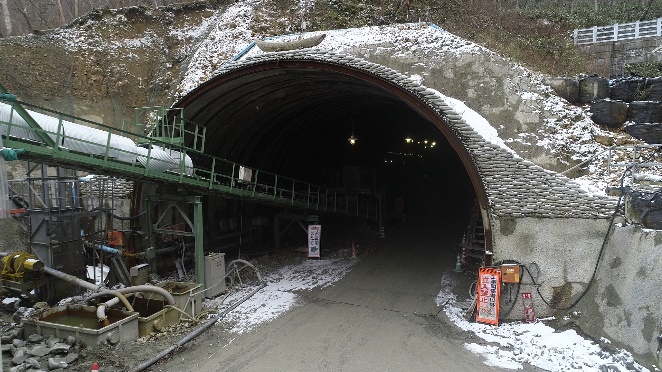 トンネル空間でもｉｃｔ活用 リアルタイムに３ｄ出来形計測 フジタ ジオサーフｃｓ 国道１７号 仮称 新三国トンネルで試行 ４月２１日 動画更新しました 建設通信新聞digital