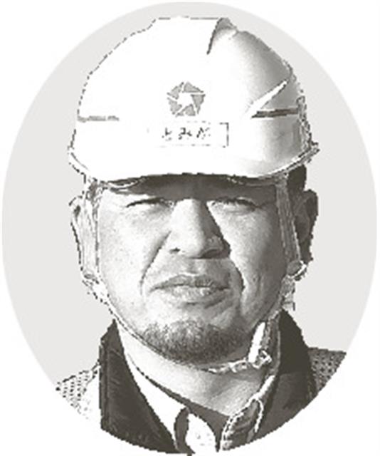 監理技術者　冨賀勇哉