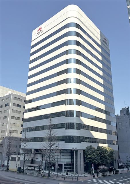 昭和通りに面して清水建設北側に隣接する味の素本社ビル