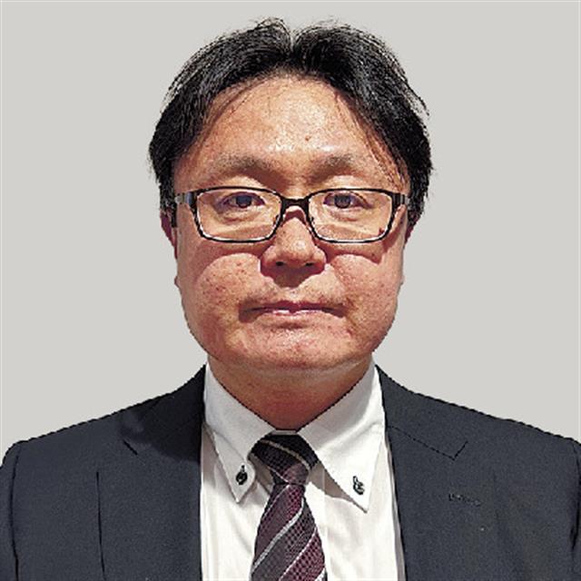 岡田氏