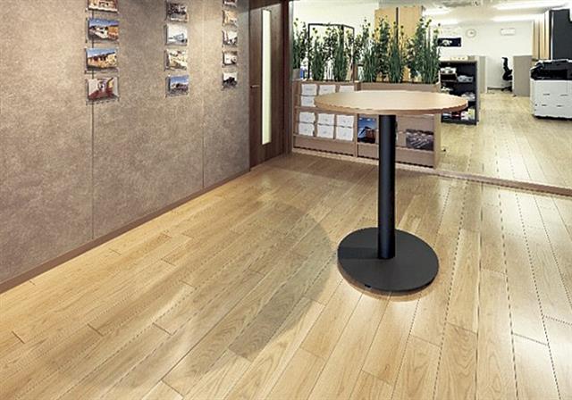 新商品・OAフロア向け天然木床材/取り外し簡単に | 建設通信新聞Digital