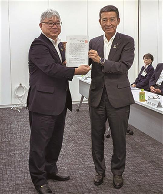 工藤支部長（右）と鵜澤理事長