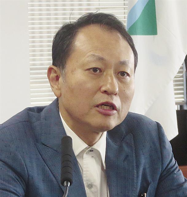 秦事務次官