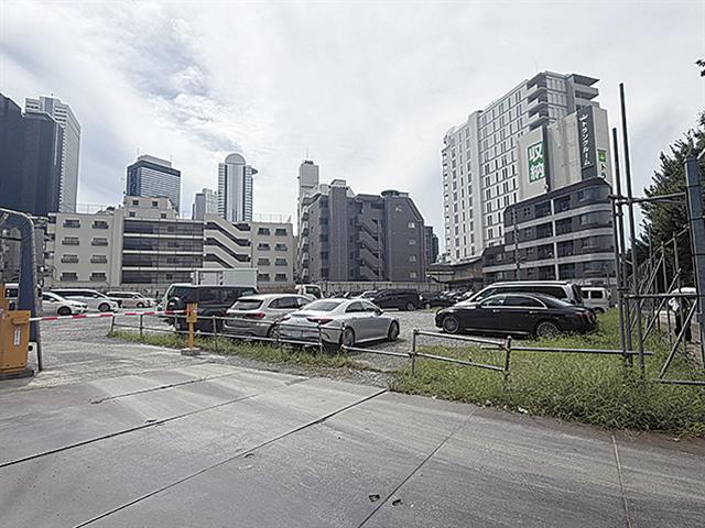 予定地は現在、駐車場として利用