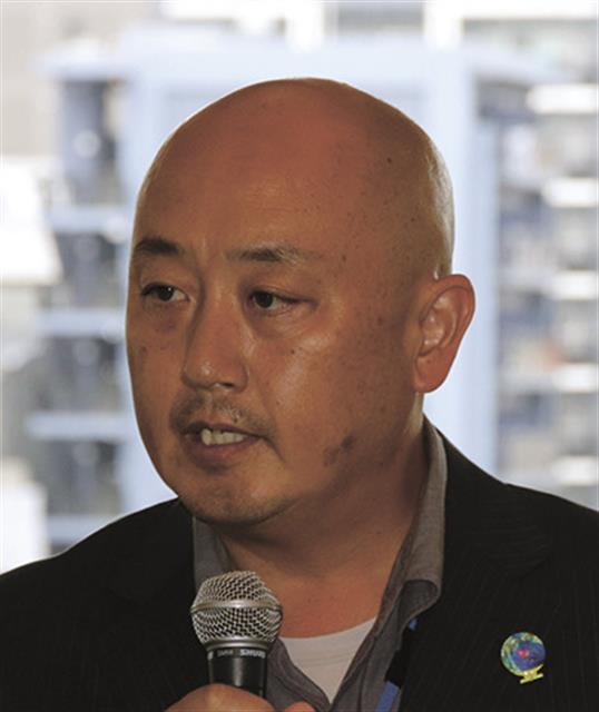 朝田企画部長
