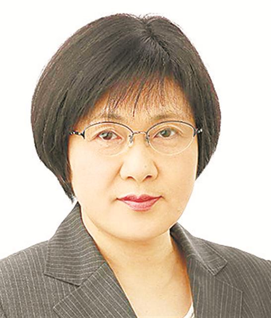 都築和代氏