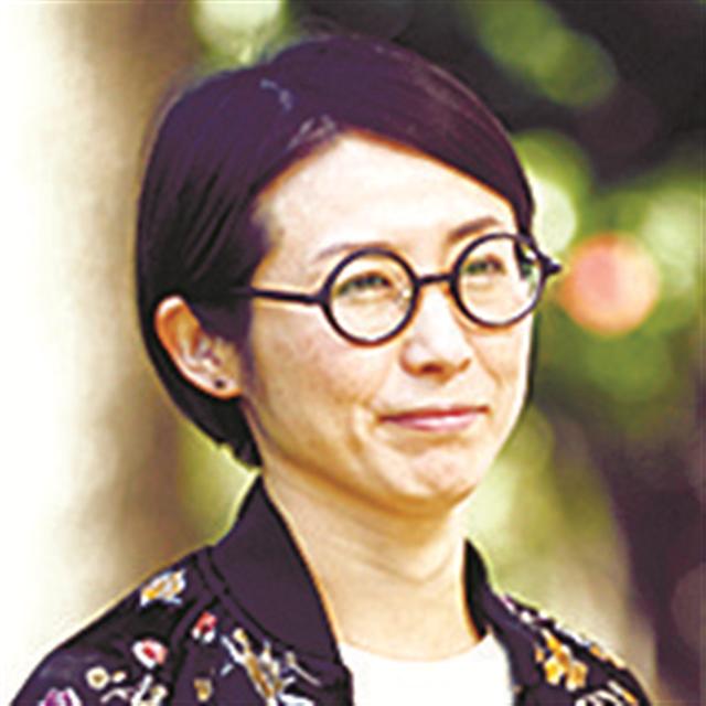 乾久美子氏