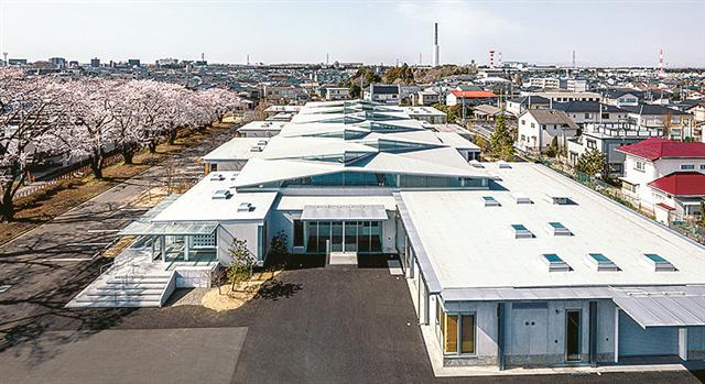 コロナ電気　新社屋工場１＋２期
（撮影・ＳＡＴＯＳＨＩ　ＡＳＡＫＡＷＡ）