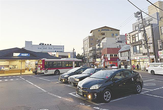 新松田駅北口駅前